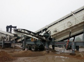 中意礦機(jī)移動式建筑垃圾破碎機(jī)，成為昆明建筑垃圾的克星
