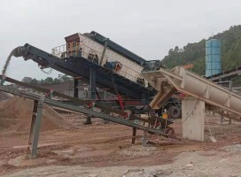 中意移動(dòng)式建筑垃圾破碎機(jī)亮相商丘 硬實(shí)力高顏值獲贊